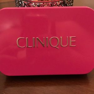 Clinique set of mini lip crayons 💕